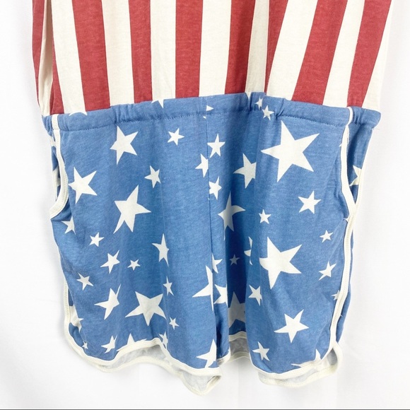 Junk Food
Woman’s American flag Romper Shorts  XL - Picture 3 of 8